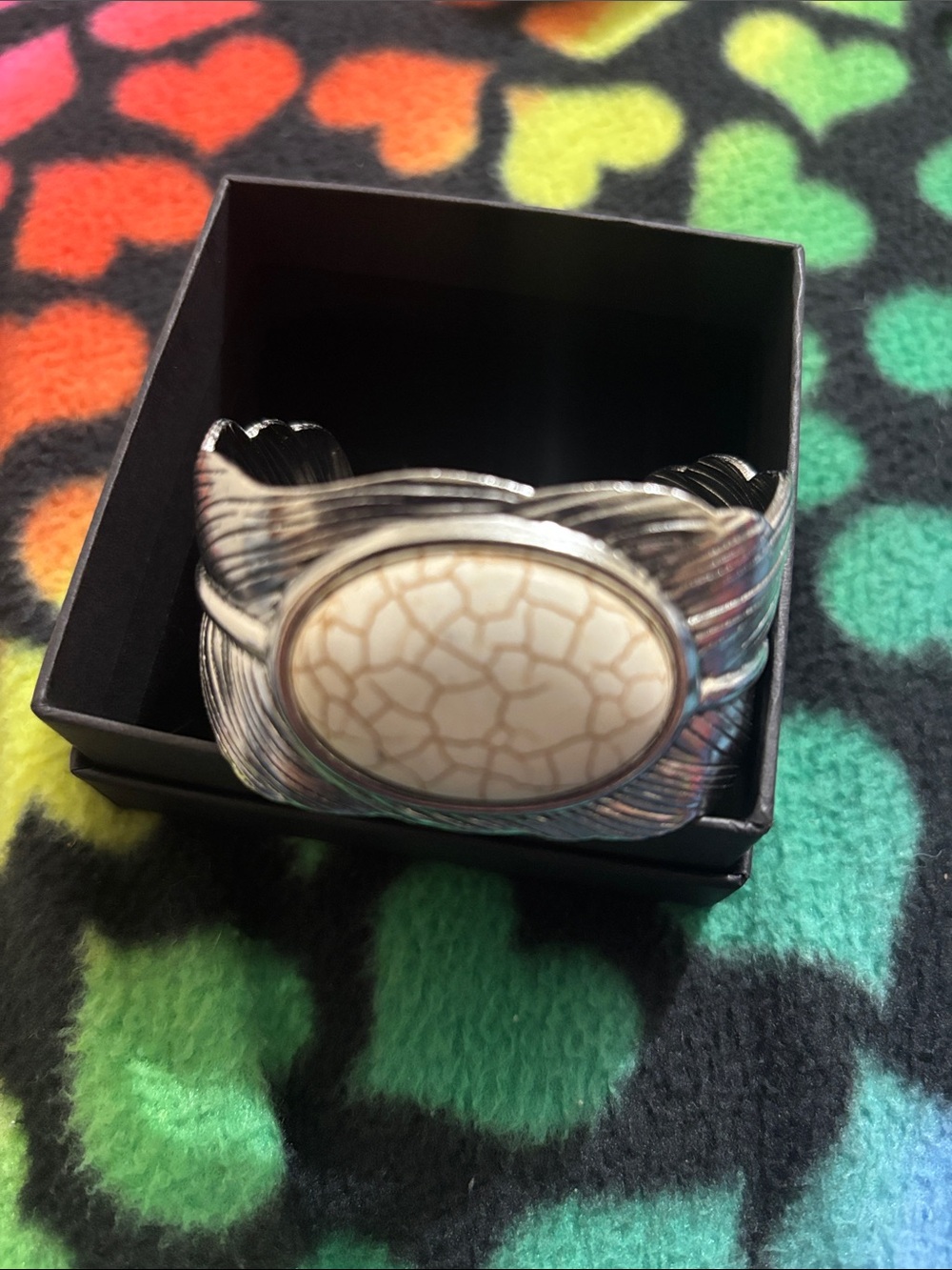 Silver-Tone Cuff Bracelet with Cream Crackle Stone